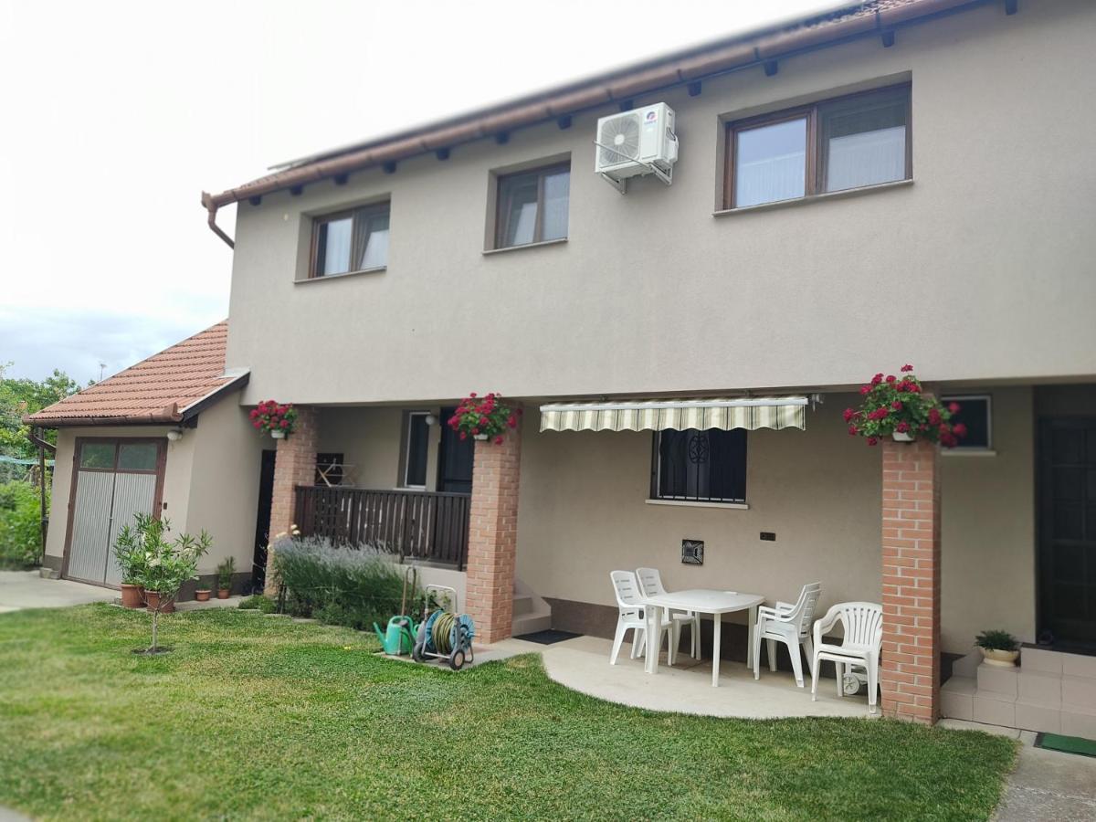 Apartment Arnika Vendeghaz
